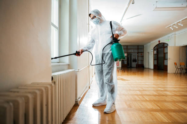 Best Pest Exclusion Services  in Hays, KS